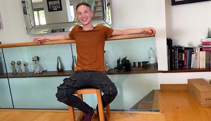 Straight Young & Ripped Stud gets Wanked Outside & his Rock Hard Uncut Cock Explodes with Cum!